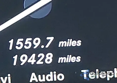 2010 Mercedes-Benz S 550 z USA, uszkodzony, nr VIN WDDNG7BB5AA331814